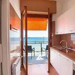 Appartamento And The Sea
