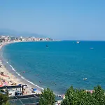 Appartamento And The Sea